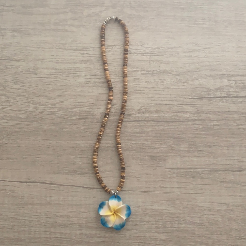 Hawaiian Flower Necklace